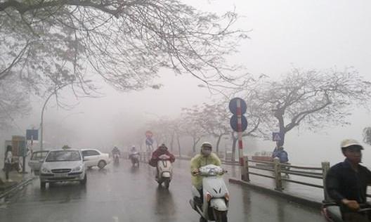 Bắc Bộ ấm hơn, cảnh báo mưa lớn, Nam Bộ nắng 34 độ C