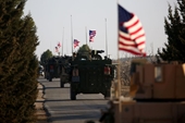 Mỹ 2 chột dạ , quyết định hoãn rút quân khỏi Syria
