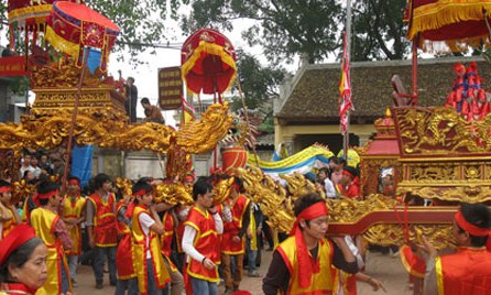 Hà Nội công bố đường dây nóng tiếp nhận và xử lý thông tin về lễ hội