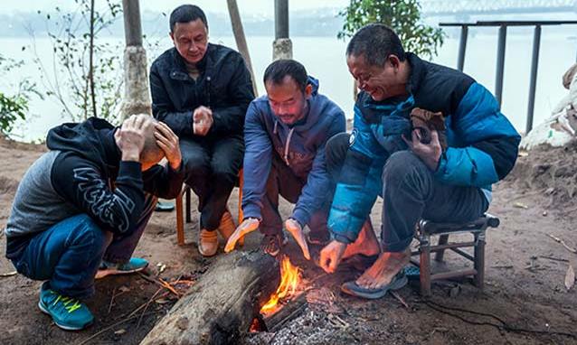 Toàn miền Bắc mưa rét tê tái, Hà Nội thấp nhất 11 độ C