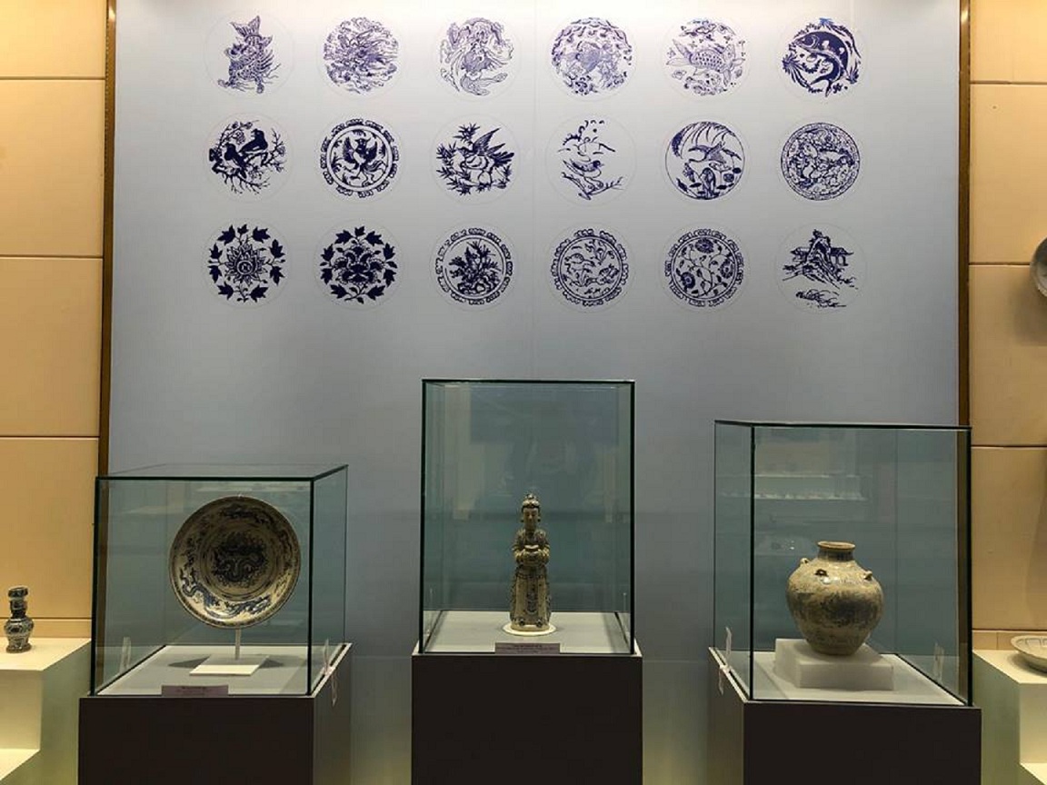 Chiêm ngưỡng gốm sứ cực kỳ quý giá được khai quật từ các con tàu cổ chìm ở biển Đông