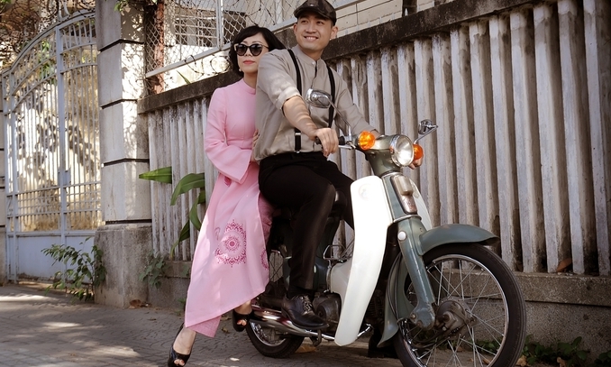 Áo dài cách tân cho xuân Kỷ Hợi