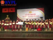 Trường Đại học Ngoại ngữ - Tin học TP HCM trao bằng cử nhân cho hơn 1000 sinh viên
