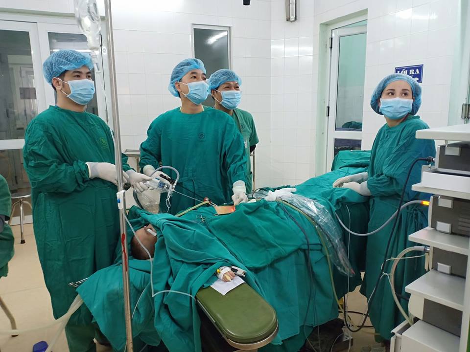 Bé trai 4 tuổi đã phải chữa bệnh khó nói