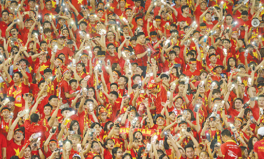 Để bóng đá khơi dậy hào khí Việt Nam