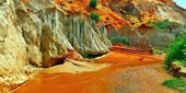 “Tan chảy” trước vẻ đẹp khó cưỡng của Suối Tiên trên đồi cát hơn 200 000 năm tuổi