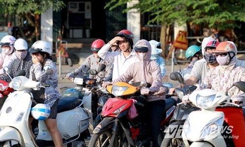 Miền Bắc nắng mạnh trước khi đón gió mùa vào cuối tuần