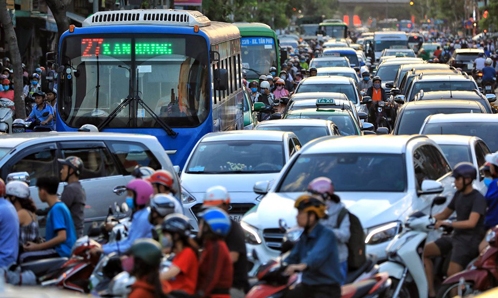 TP HCM tính chuyện thu phí ôtô, cấm xe máy vào trung tâm