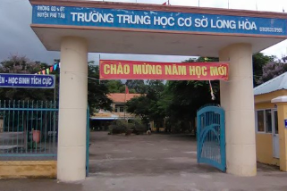 Tạm đình chỉ 15 ngày thầy giáo đánh nữ sinh vẹo cột sống