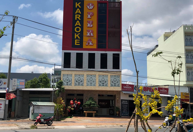 Trung tá công an tử vong bất thường tại một quán karaoke