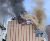 Nhà hàng trung tâm TP HCM bốc cháy, thực khách bỏ chạy tán loạn