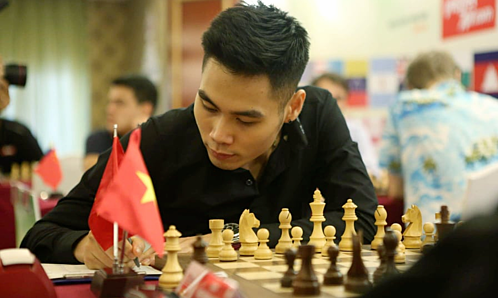 Trường Sơn hòa Tuấn Minh ở giải cờ vua HDBank