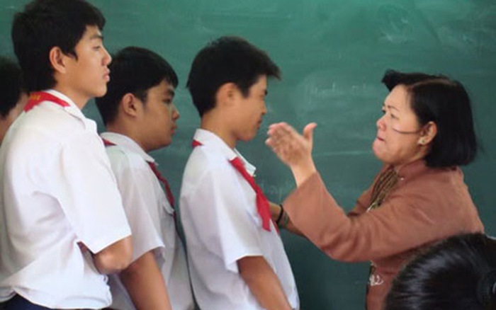 Khắc phục tình trạng vi phạm đạo đức nhà giáo