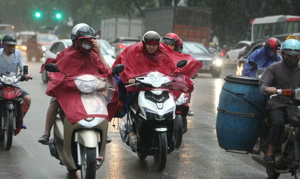 Mưa phùn và sương mù dày đặc ở khu vực Bắc Bộ