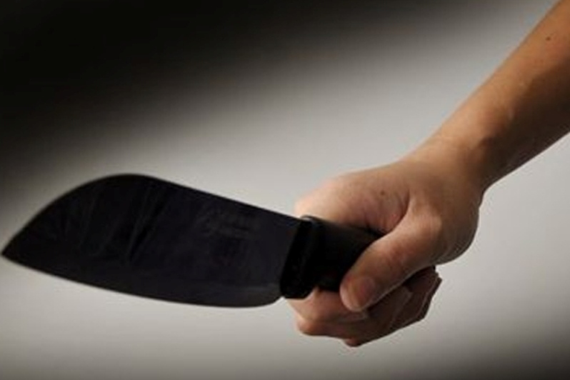 Sau bữa rượu, anh ruột đâm em trai tử vong