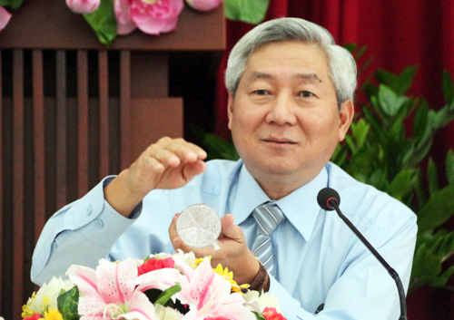 Đi Mỹ không xin phép, Phó ban đường sắt đô thị bị cảnh cáo về Đảng