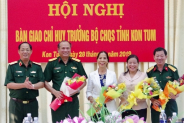 Triển khai quyết định nhân sự của Bộ Quốc phòng