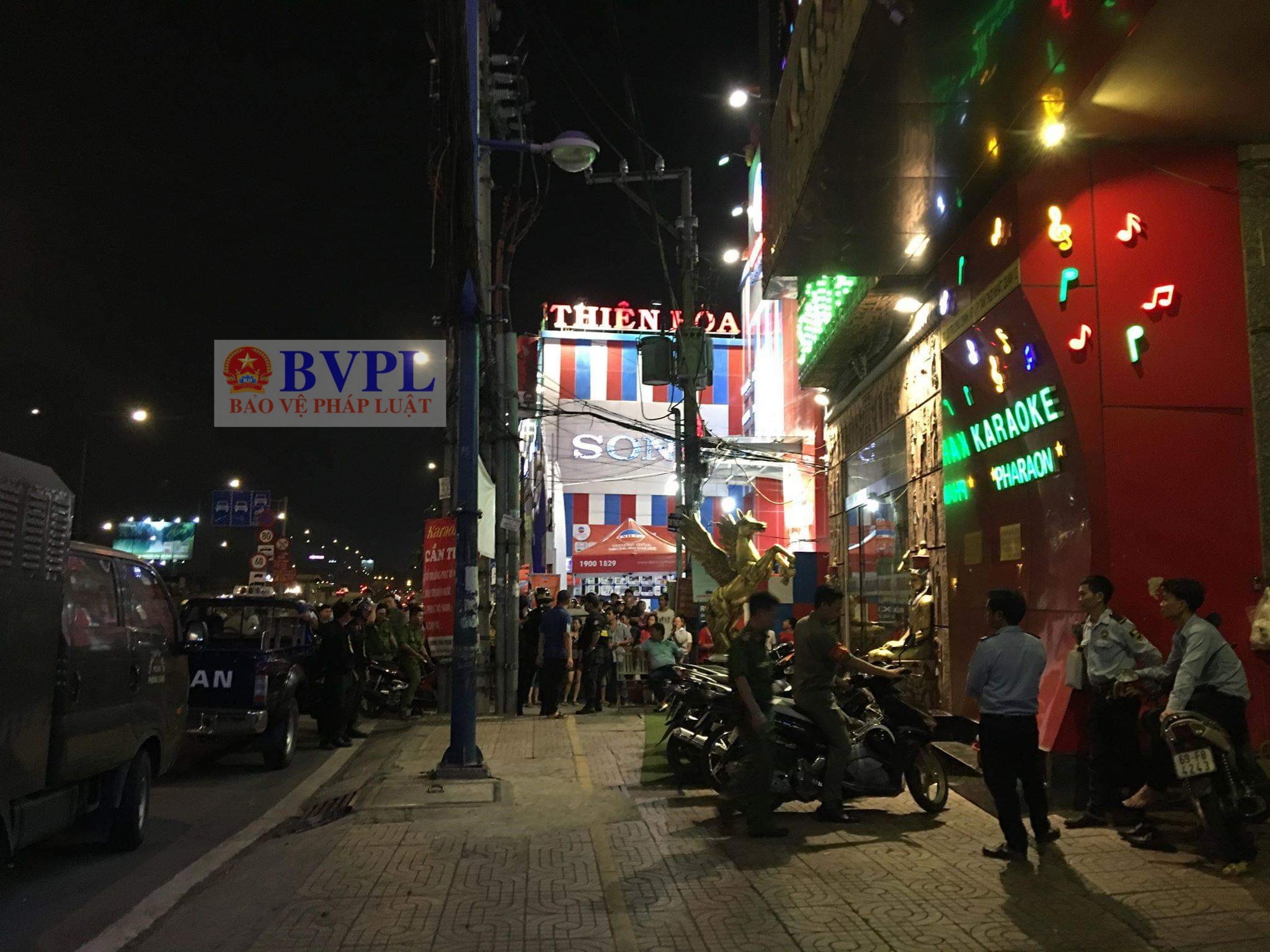 Công an tiếp tục khám xét “động bay lắc” của Phúc X O