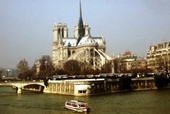 Nhà thờ Đức Bà Paris 8 thế kỷ thăng trầm trước khi bị lửa dữ nuốt chửng