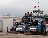 Phát hiện gian lận bán vé ra đảo Cát Bà, Cảnh sát triệu tập 10 nhân viên bến phà Gót - Cái Viềng