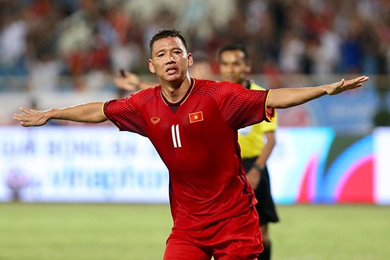 Thầy Park đau đầu tuyển Việt Nam Cờ bí  dí Anh Đức