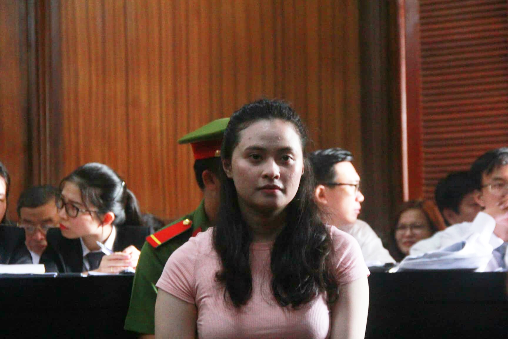 Xét xử trùm ma túy Hoàng “béo”, Ngọc Miu Lộ diện thêm một “bà trùm” bí ẩn