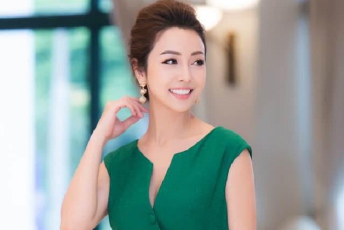 Jennifer Phạm đột ngột ngất xỉu, đập đầu chấn thương khi đang dẫn chương trình