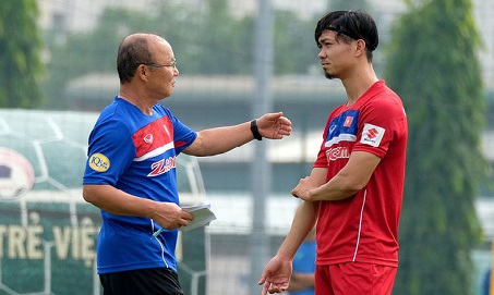 Tuyển Việt Nam Cần Công Phượng, nhưng thầy Park phải tính