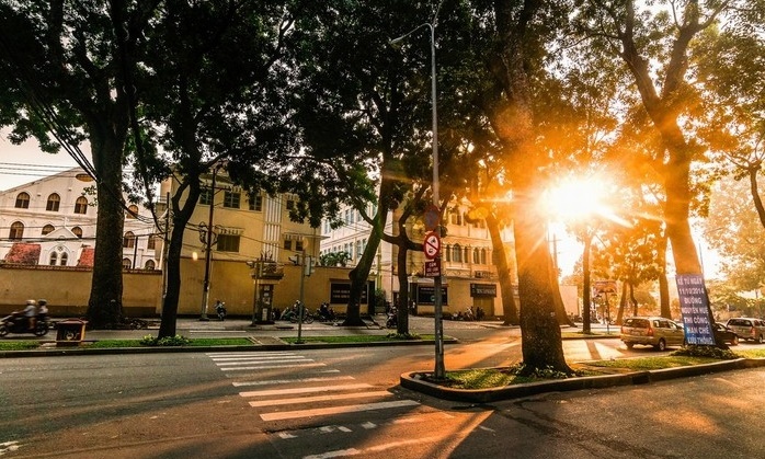 Hà Nội nắng nóng đỉnh điểm những ngày nghỉ cuối tuần