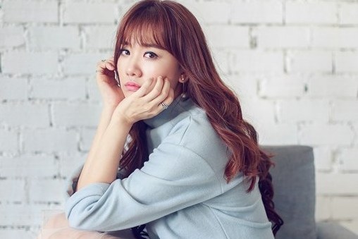 Hari Won bị tố giả tạo, chảnh chọe khi lưu diễn tại Mỹ