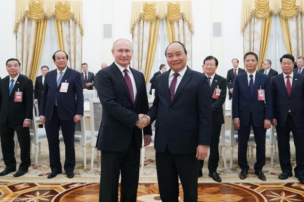 Thủ tướng hội kiến Tổng thống và Chủ tịch Duma Quốc gia Nga