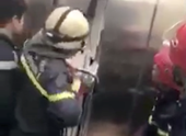 21 người hoảng loạn vì bị mắc kẹt trong thang máy