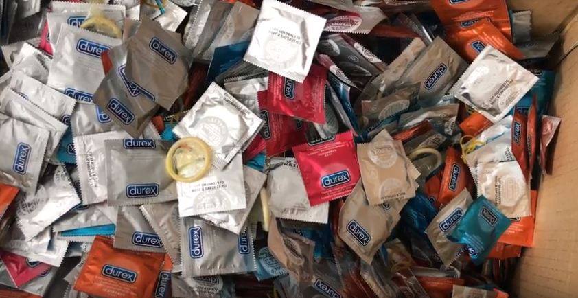 Khởi tố vụ án sản xuất, buôn bán bao cao su, gel bôi trơn giả