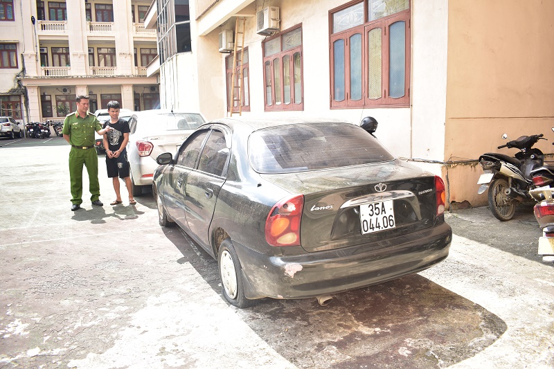 Bắt giữ đối tượng chuyên điều khiển xế hộp đi trộm cắp