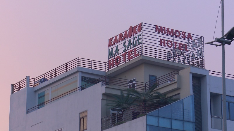 20 cô gái đang phê ma tuý cùng 25 nam thanh niên trong Karaoke Mimosa