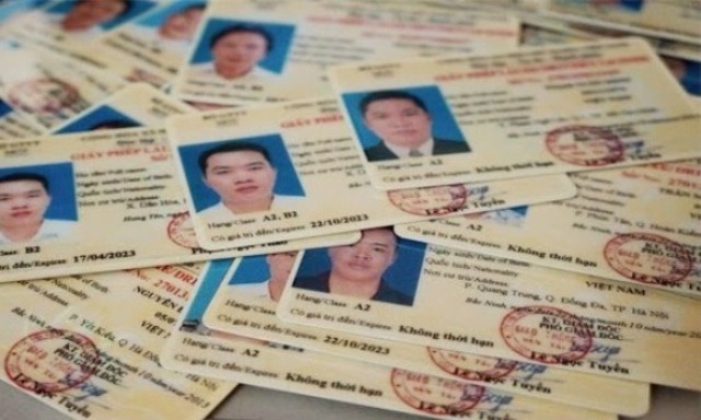 Nhức nhối tình trạng mua bán, sử dụng giấy phép lái xe giả