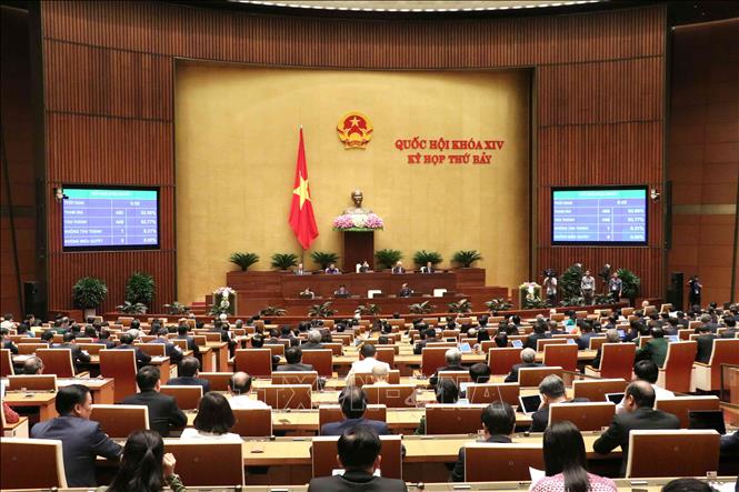 Quốc hội thông qua 3 Nghị quyết quan trọng