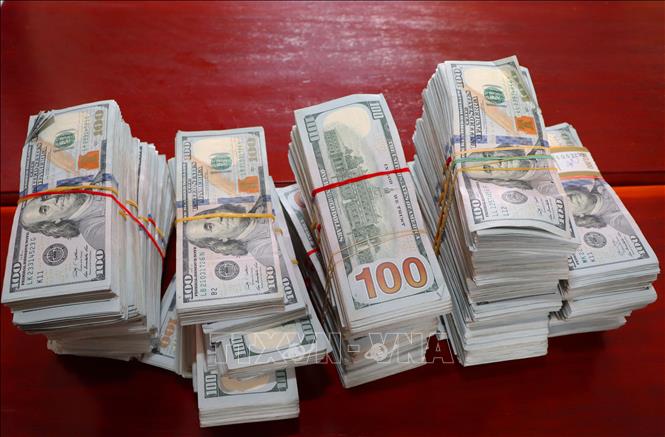 Bắt vụ vận chuyển 470 ngàn USD