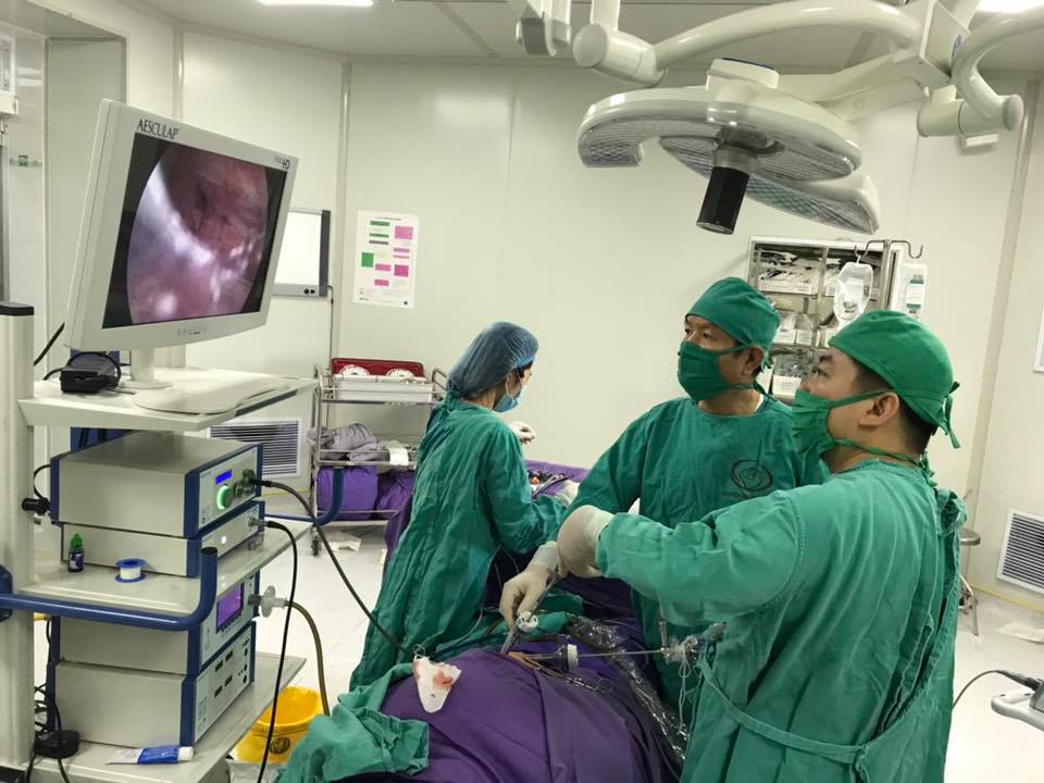 Đau thắt lưng bé 3 tuổi phải cắt mất thận trái