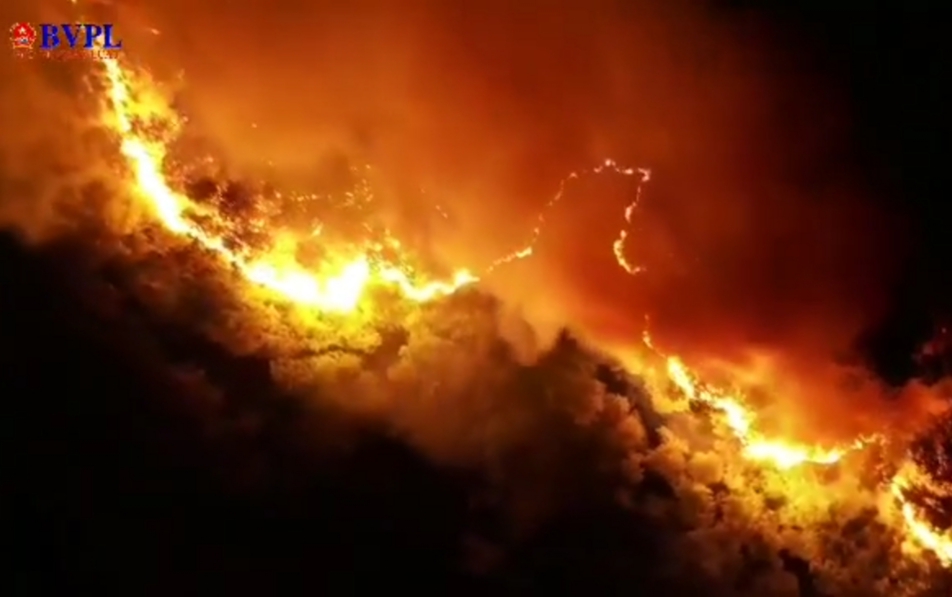 Hình ảnh kinh hoàng vụ cháy rừng ở Hà Tĩnh