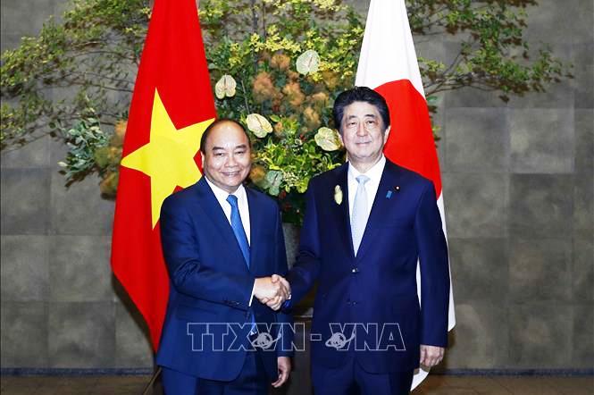 Thủ tướng Nguyễn Xuân Phúc hội đàm với Thủ tướng Nhật Bản