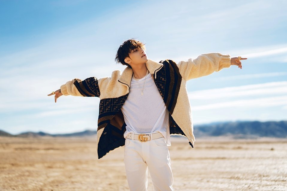 Sơn Tùng M-TP lập kỷ lục mới ở showbiz với MV mới Hãy trao cho anh