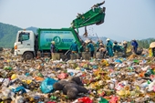 Dân lại chặn xe, hơn ngàn tấn rác ứ đọng ở Đà Nẵng