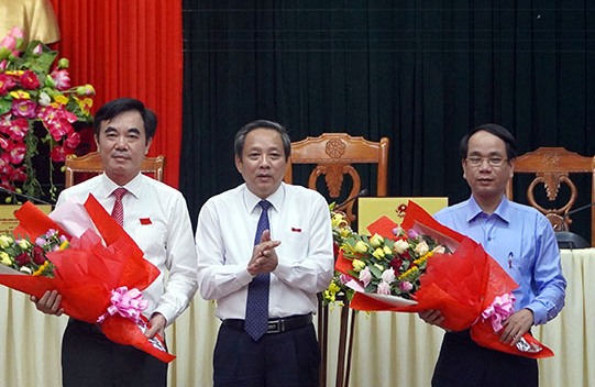 Quảng Bình bầu và miễn nhiệm nhiều chức danh chủ chốt