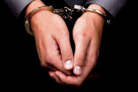 Khởi tố nguyên Trưởng phòng Công thương vì “ăn bẩn”