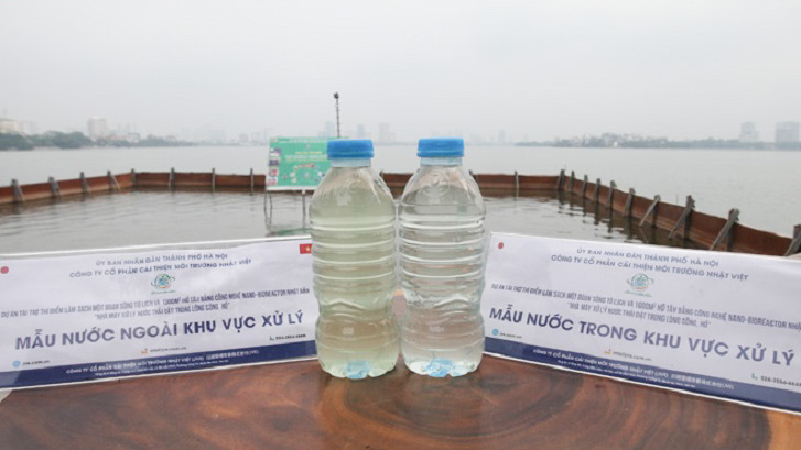 Nước hồ Tây trong veo sau khi thí điểm công nghệ làm sạch Nhật Bản