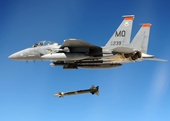 NÓNG F15 và F-16 Hàn Quốc truy đuổi, nổ súng về phía máy bay quân sự Nga