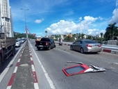 Tai nạn kinh hoàng trên cầu Bãi Cháy Xe khách tông hàng loạt xe máy