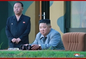 Chủ tịch Triều Tiên Kim Jong-un chỉ đạo thử hệ thống pháo mới