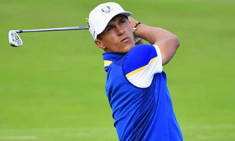 Nhà vô địch Ryder Cup quấy rối tình dục trên máy bay